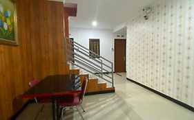 RedDoorz Plus @ Rawamangun